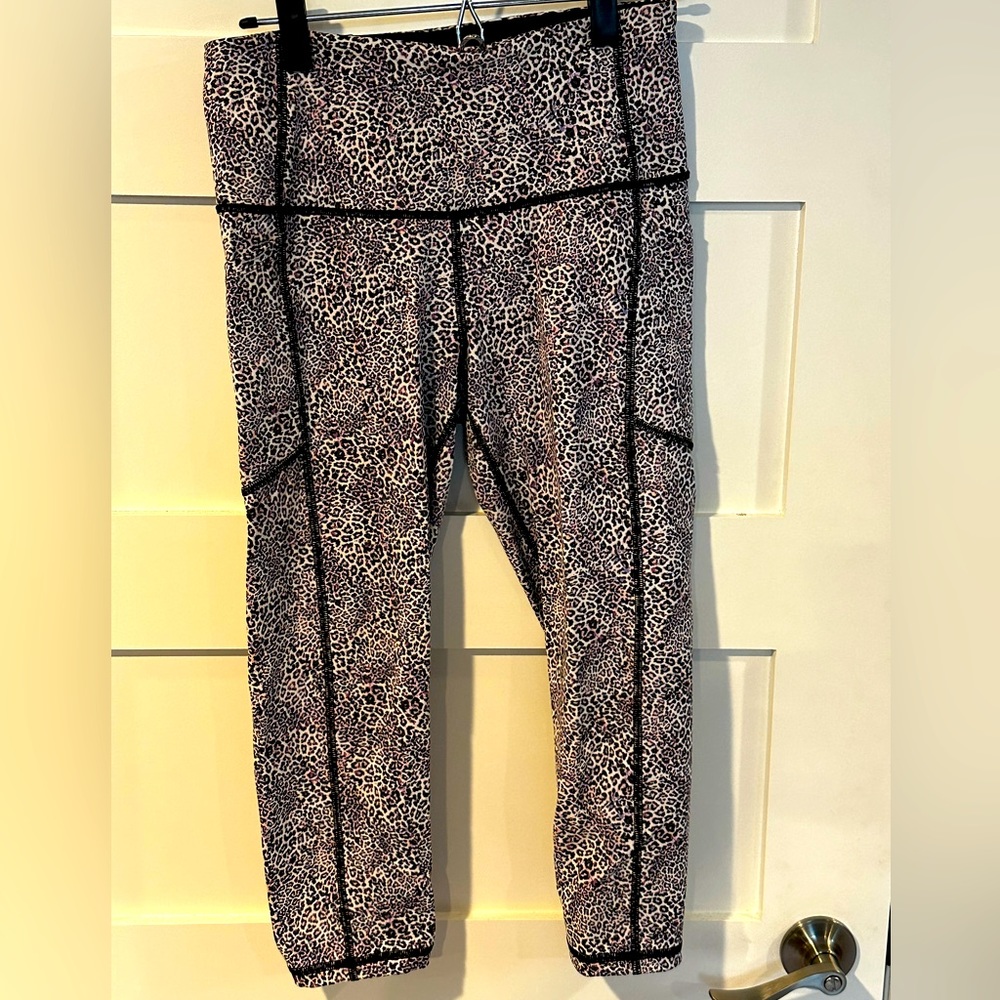 Victoria’s Secret capris